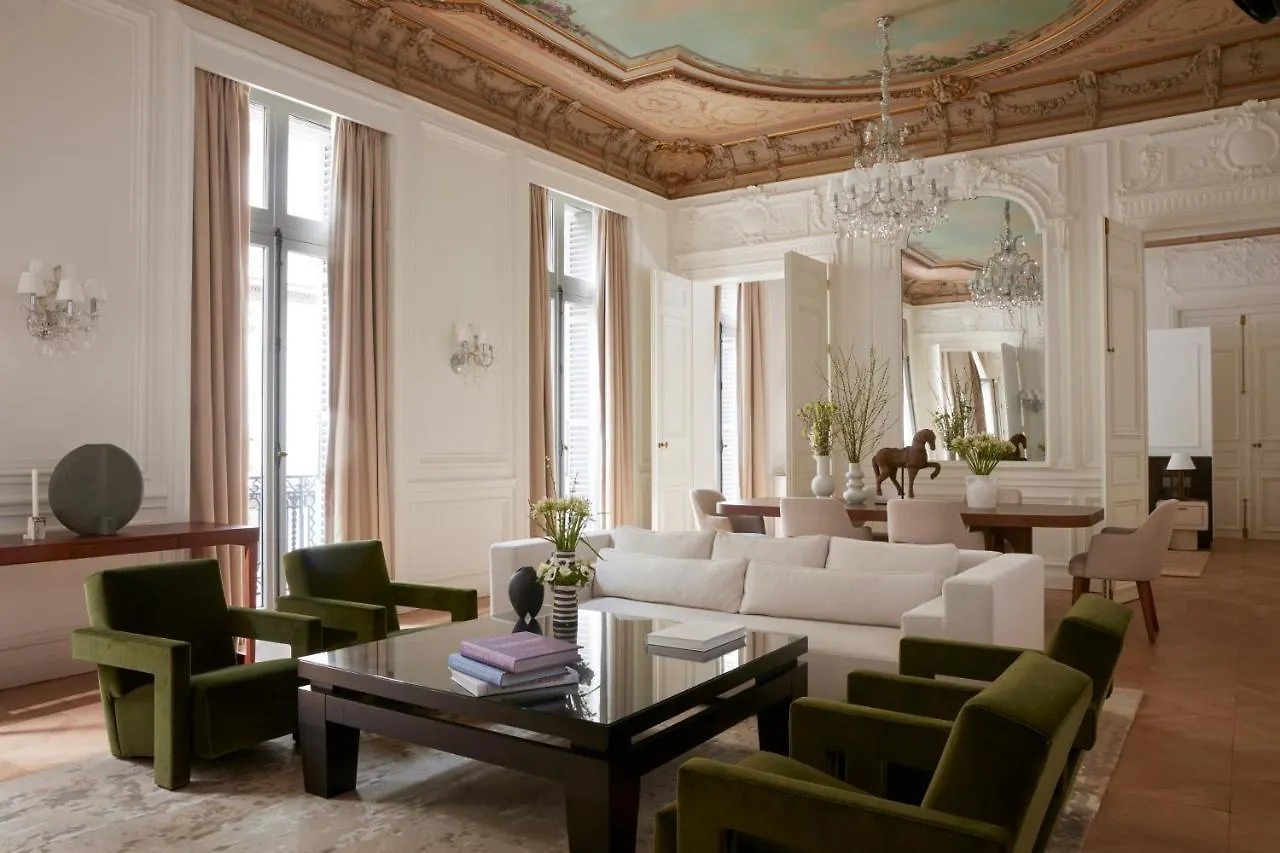Maison Delano Otel 5*
